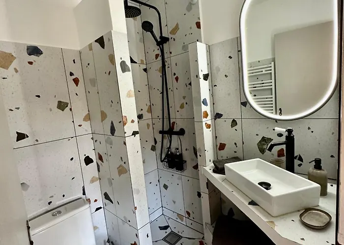 Près De La Et Du Centre-ville